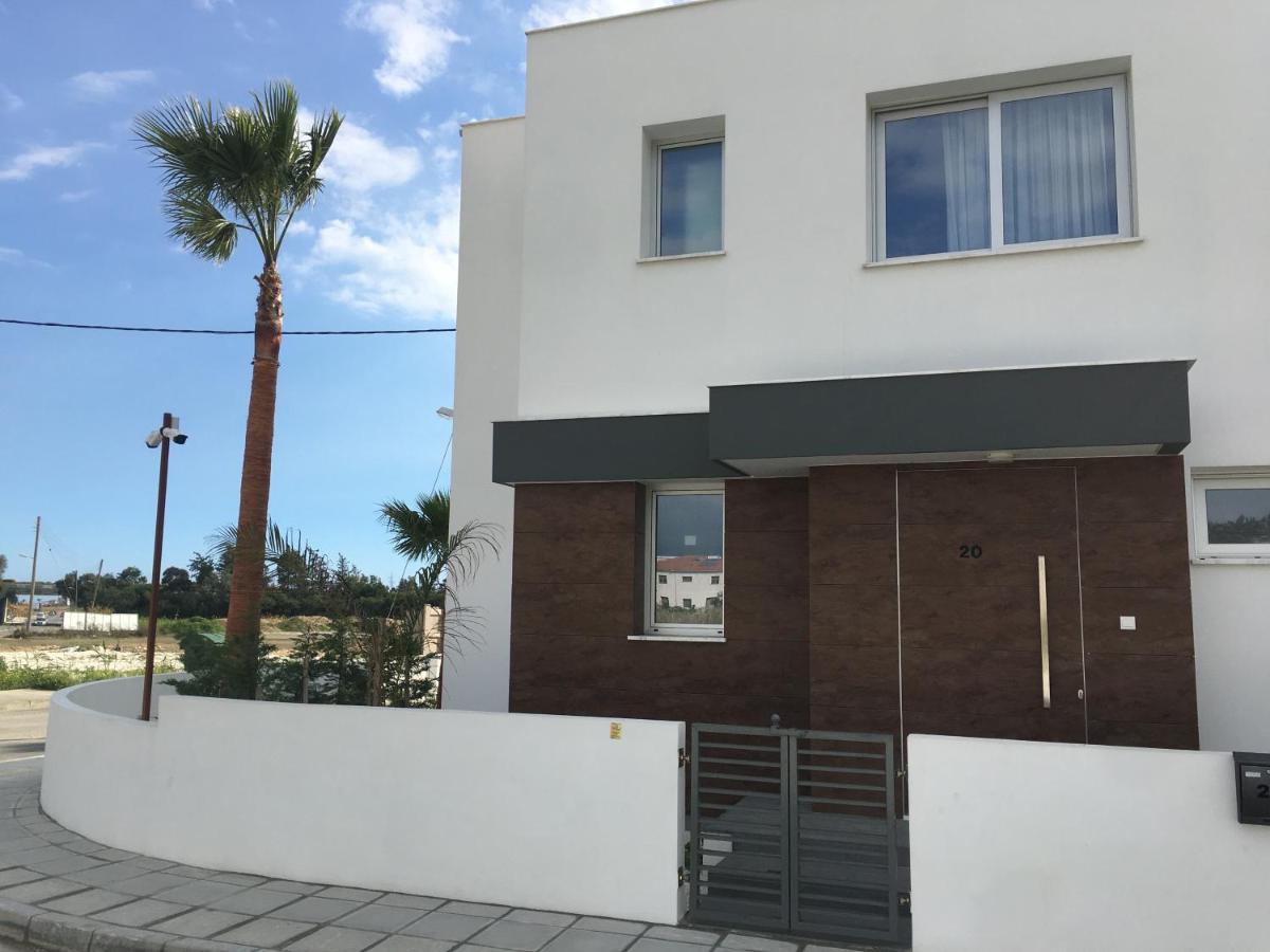 Mobina Villas 라르나카 외부 사진